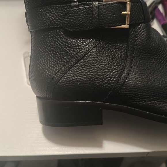 Tory Burch boots - Picture 6 of 7